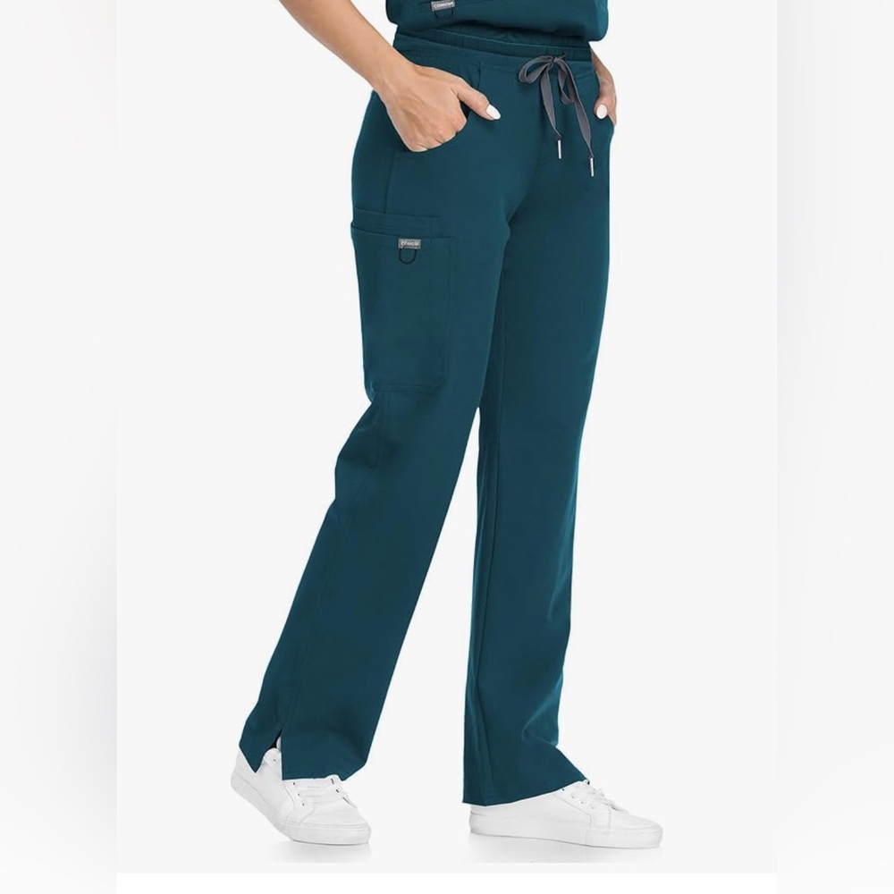 COMENII Scrubs for Women, Mid Rise Straight Leg Cargo Pants